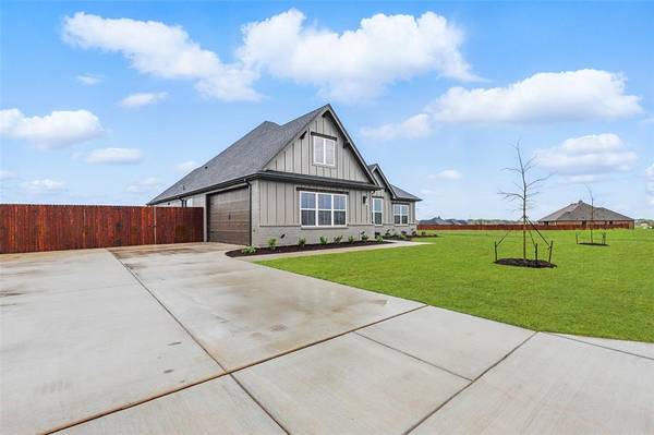 116 Mikasi, Godley, TX 76044