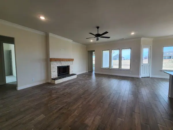 2433 Meteor Drive, Krum, TX 76249