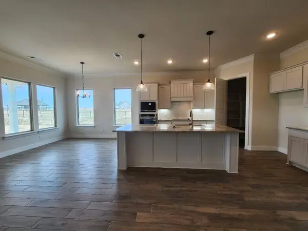 2433 Meteor Drive, Krum, TX 76249