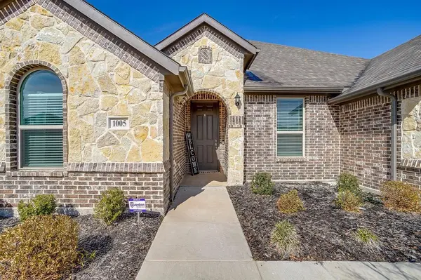 1005 Thicket Drive, Mansfield, TX 76063