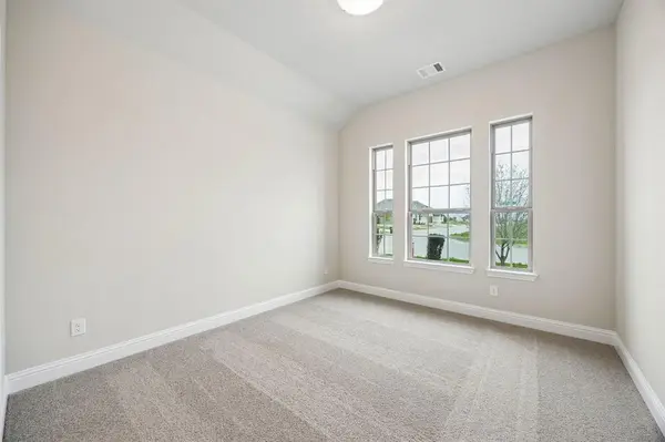 10304 Canna Lily Street, Fort Worth, TX 76036