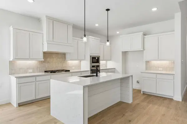 15852 Amber Street, Frisco, TX 75033