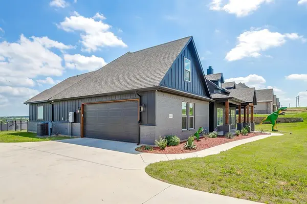 1048 Agnes N, Springtown, TX 76082