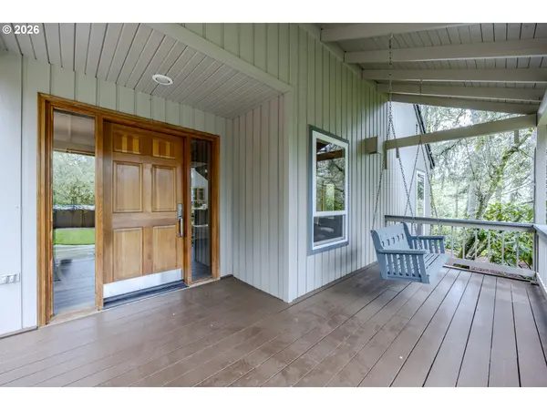 5171 SOLAR HEIGHTS DR, Eugene, OR 97405