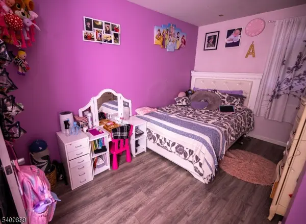 321 N Grove St, East Orange City, NJ 07017