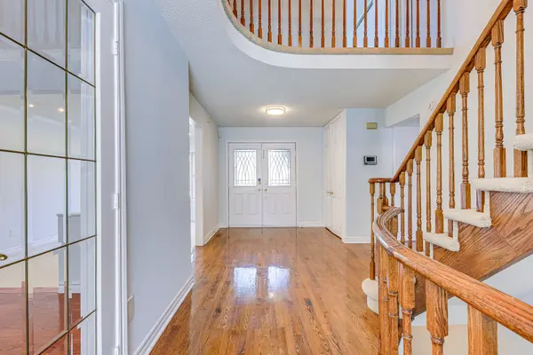 4020 Melfort CRES, Mississauga, ON L5L 4K8