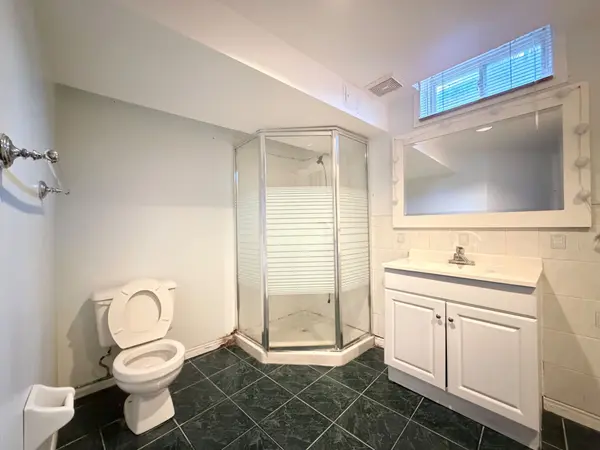 5179 Springbok CRES #Bsmt, Mississauga, ON L4Z 3J3