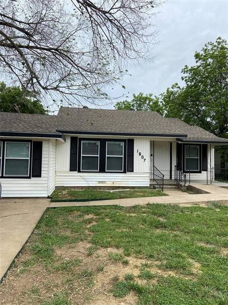 1607 SE 18th Street, Mineral Wells, TX 76067