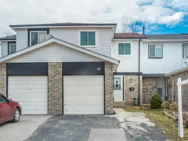 65 Bradstone SQ, Toronto E11, ON M1B 1W1