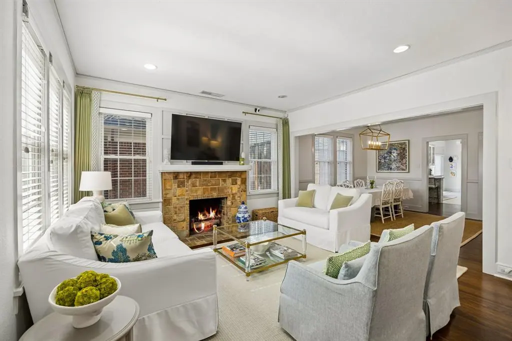 4318 Vandelia Street, Dallas, TX 75219