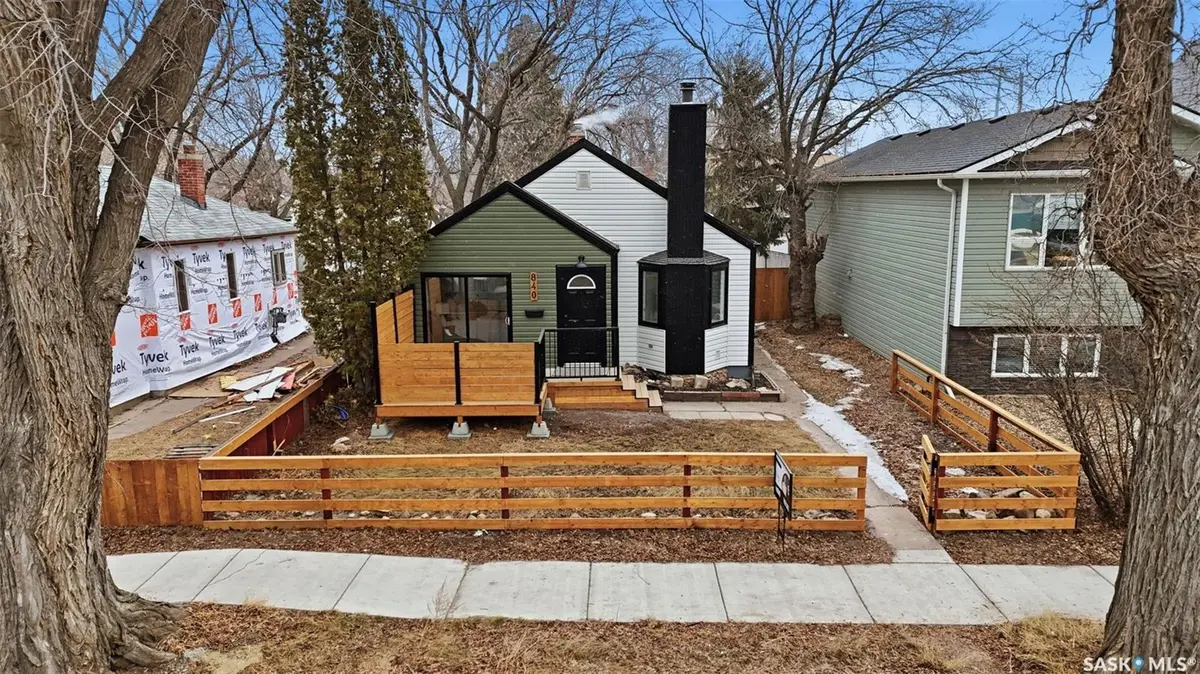 840 I AVENUE S, Saskatoon, SK S7M 1Z3