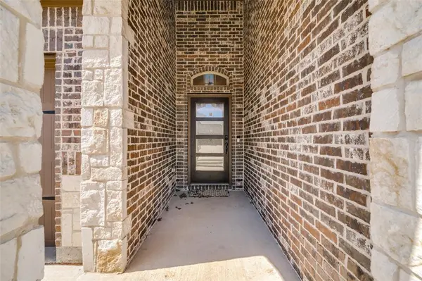 3094 Maverick Drive, Heath, TX 75126