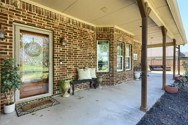 105 N Jones Street, Royse City, TX 75189