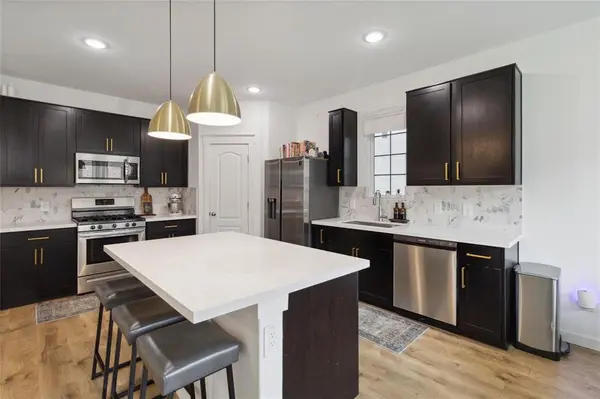 2036 Dove Creek Lane, Mesquite, TX 75149