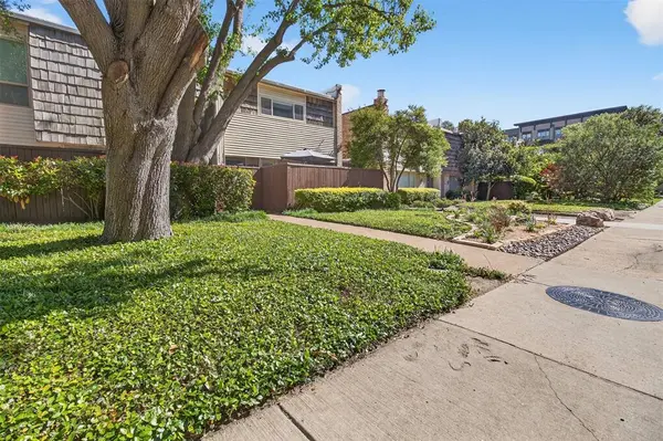 2702 Douglas Avenue #126, Dallas, TX 75219