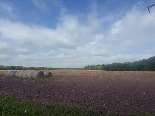 002 County Road 4205, Bonham, TX 75418