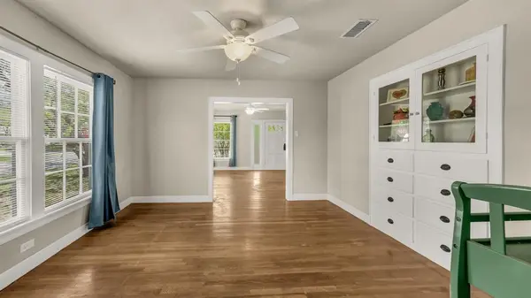 1715 N Oak Avenue, Mineral Wells, TX 76067