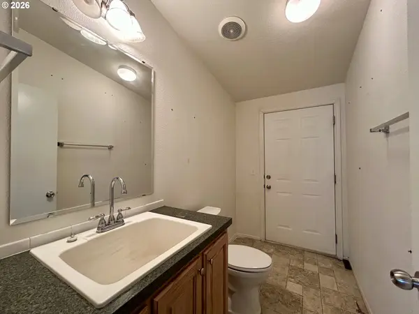 302 WILDCAT XING, Tygh Valley, OR 97063