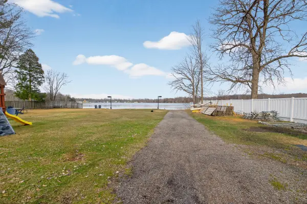 5121 Sunset DR, Summit Twp, MI 49203