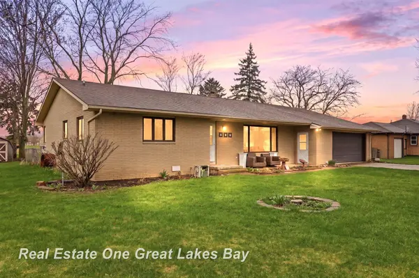 420 S Johnson ST, Merrill, MI 48637