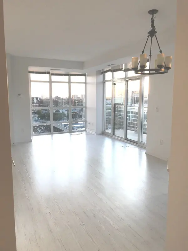 85 east  liberty AVE #1717, Toronto C01, ON M6K 3R4