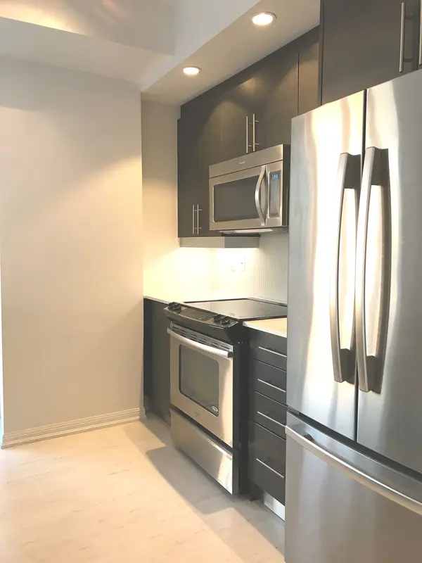 85 east  liberty AVE #1717, Toronto C01, ON M6K 3R4