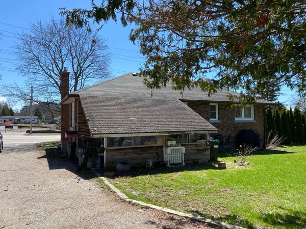 548 Big Bay Point RD, Barrie, ON L4N 3Z5