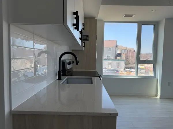 4878 Powers Common #211, Burlington, ON L7M 2B4