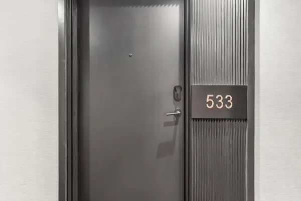 2450 Old Bronte RD #533, Oakville, ON L6M 5P6