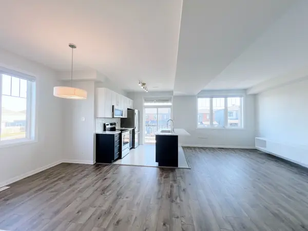 40 TEELIN CIR, Barrhaven, ON K2J 6V1