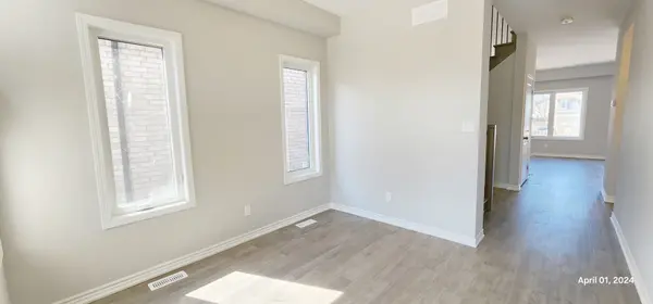 209 PILKINGTON ST, Thorold, ON L2V 1C2