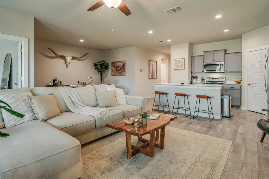 1512 Battery Park Drive, Alvarado, TX 76009