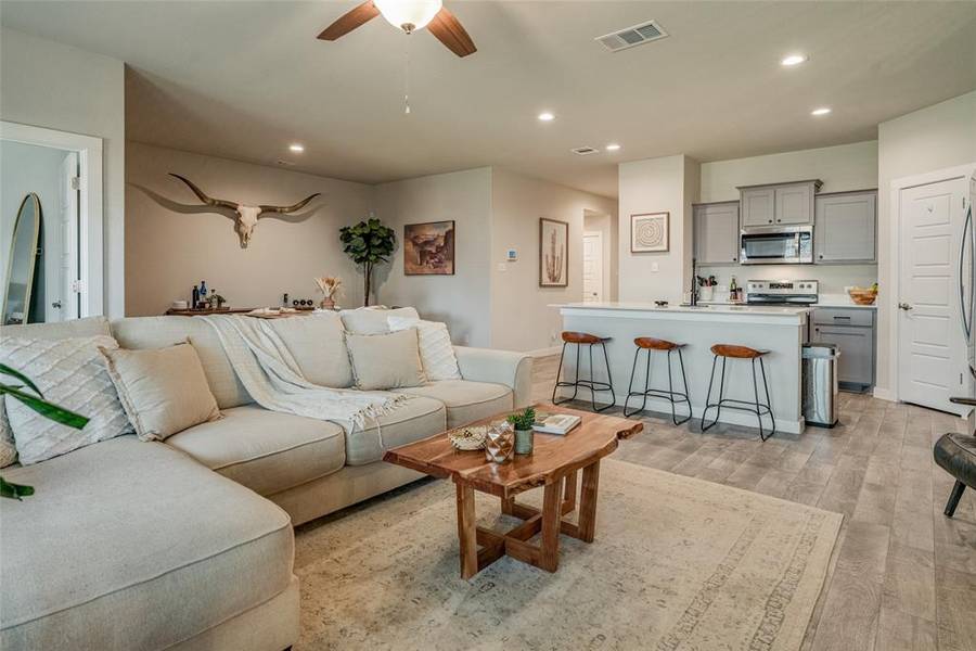 1512 Battery Park Drive, Alvarado, TX 76009