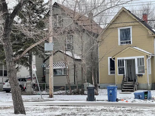 168 Burrows AVE, Winnipeg, MB R2W 1Z2