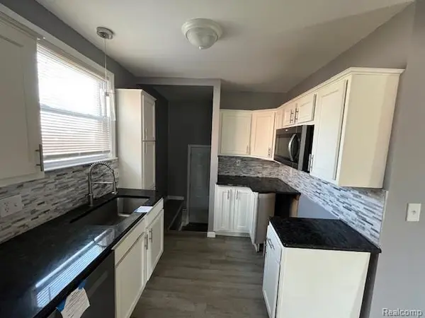 16878 Lilac ST, Detroit, MI 48221