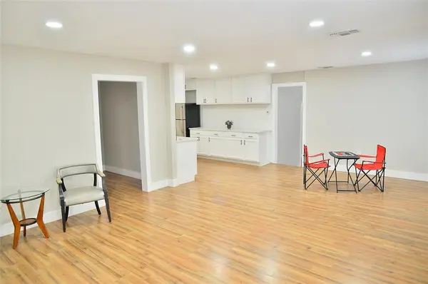 2010 Wesley Drive, Arlington, TX 76012