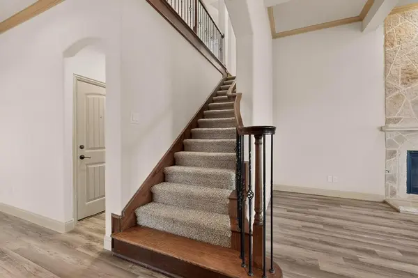 1005 Finsbury Park, Forney, TX 75126