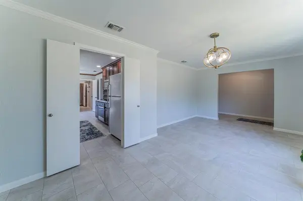 2422 Greenwood Drive, Grand Prairie, TX 75050