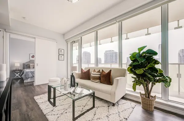 197 Yonge ST #3109, Toronto C08, ON M5B 1M4