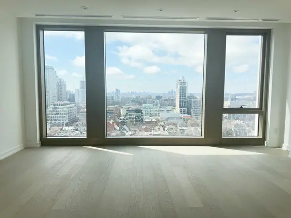 1315 Bay ST #1602, Toronto C02, ON M5R 0E4