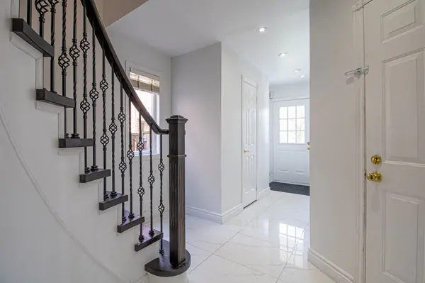 24 forestside RD, Richmond Hill, ON L4C 9V2