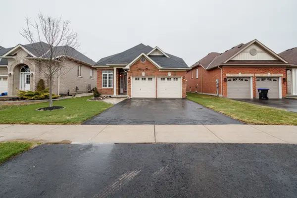 41 Middleton DR, Wasaga Beach, ON L9Z 0G8