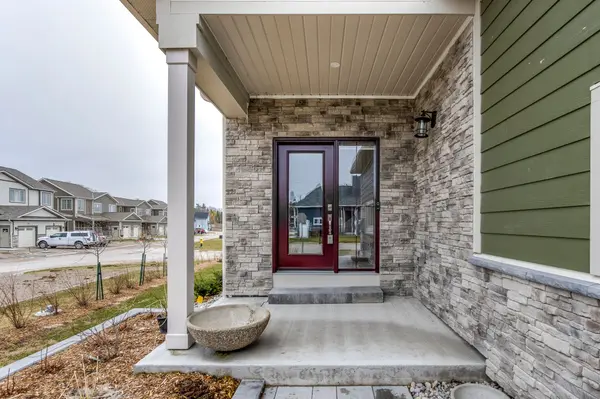 2 Magazine ST, Penetanguishene, ON L9M 0W6