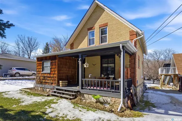 160 ELGIN CRESCENT, Lumsden, SK S0G 3C0