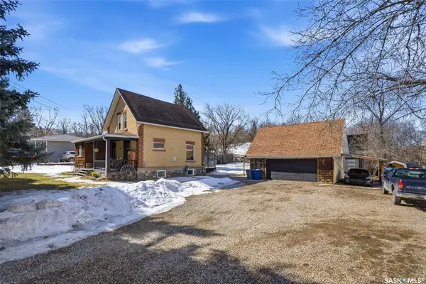 160 ELGIN CRESCENT, Lumsden, SK S0G 3C0