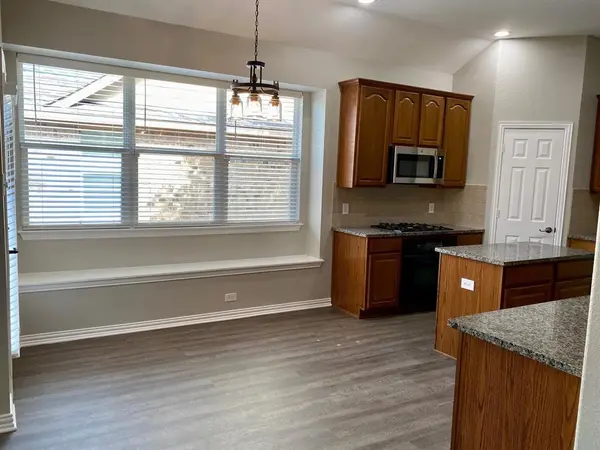 1813 Glen Aerie Lane, Corinth, TX 76210