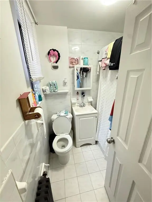 5917 7th AVE, Brooklyn, NY 11220