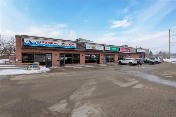 5 Bell Farm RD, Barrie, ON L4M 5G1