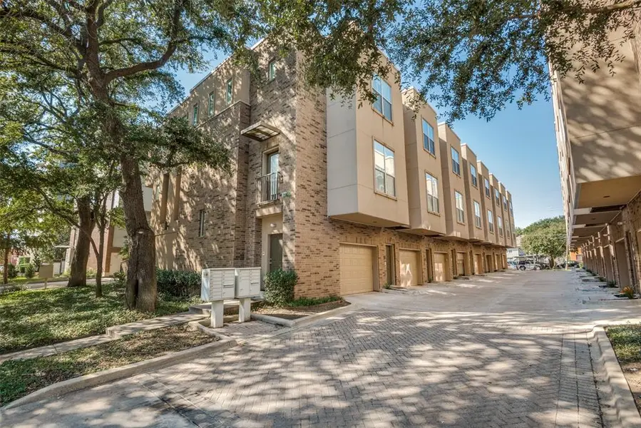 4225 McKinney Avenue #11, Dallas, TX 75205