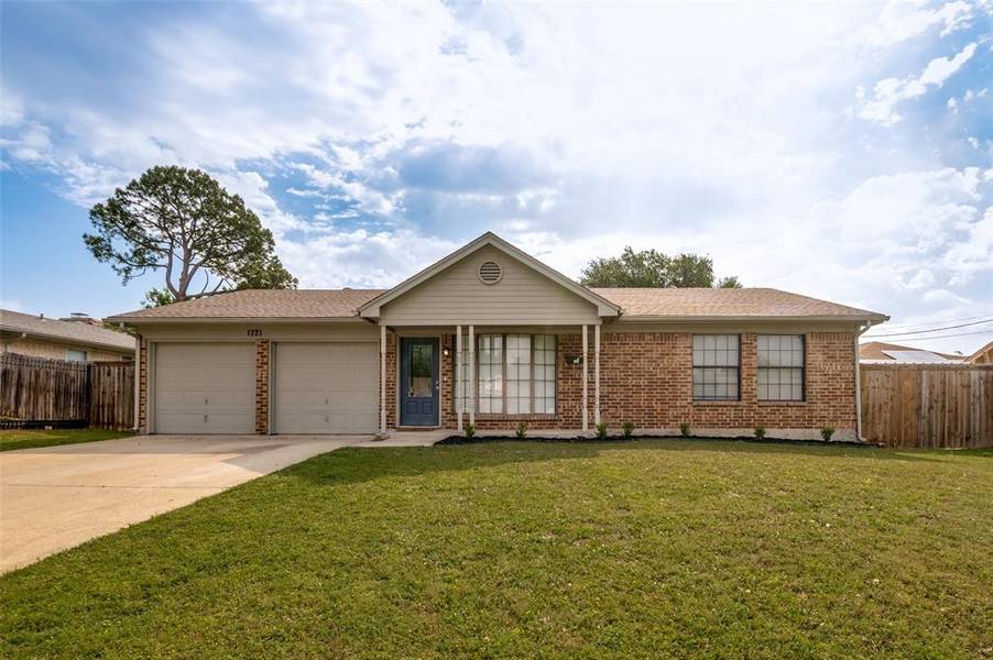 1721 Meadow Lane Terrace, Fort Worth, TX 76112